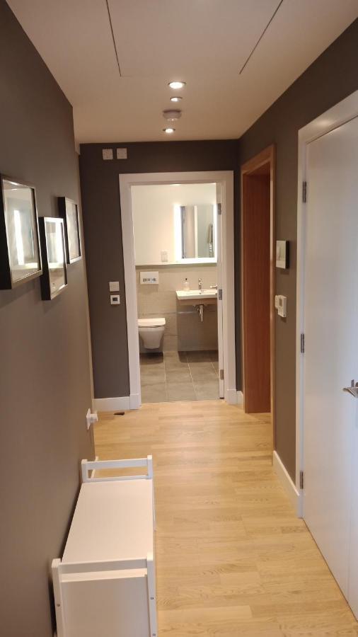 Kings Wharf Quay29 - Large Studio Apartment With 3 Pools - Gym - Rock Views - Holiday And Short Let Apartments In Gibraltar Exterior foto